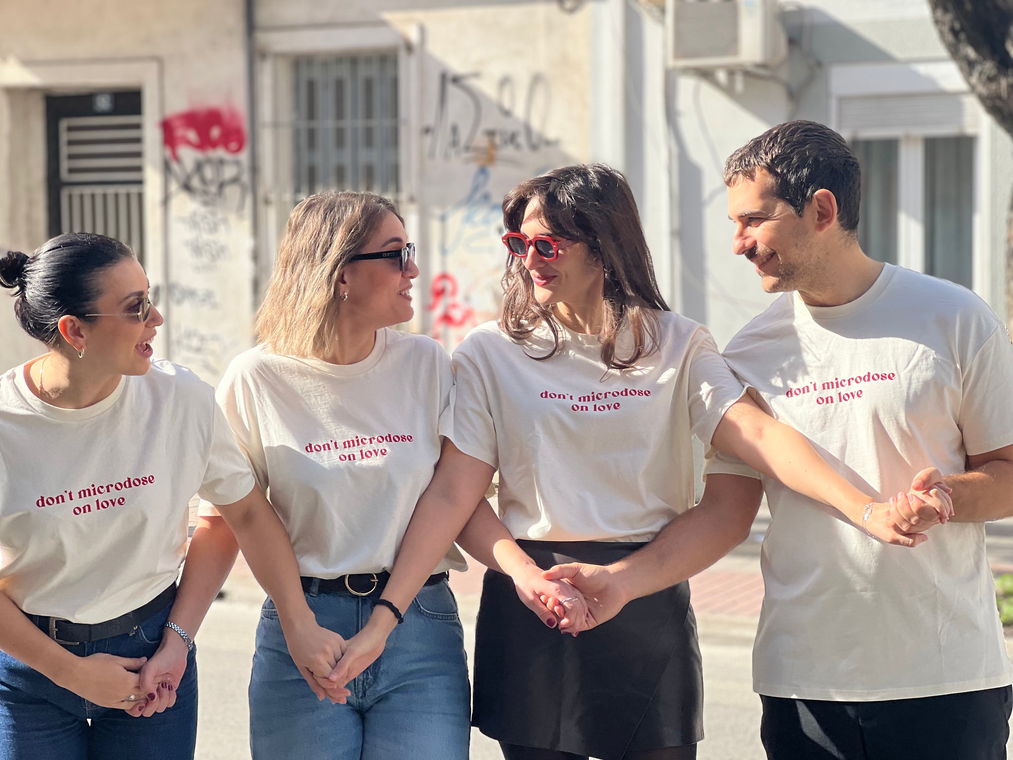 DON’T MICRODOSE ON LOVE | UNISEX T-SHIRT