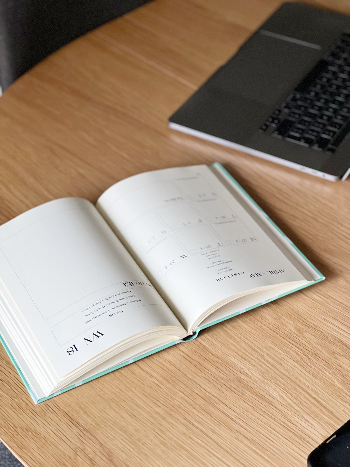 PISTACHIO POEM [EN] Weekly Planner 2026