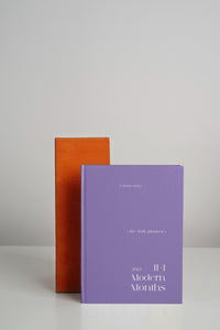 Iris  Bloom [GR]  Daily Planner 2024 [Hardcover]